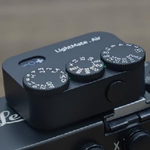 LightMate AirPro Light Meter Photography, 35° Wide-Angle Reflective Digital Exposure Meter, Rechargeable 20H Battery Life, 3 Dials Retro Exposure Indicator, for Leica & Other Film Cameras, Black Metal