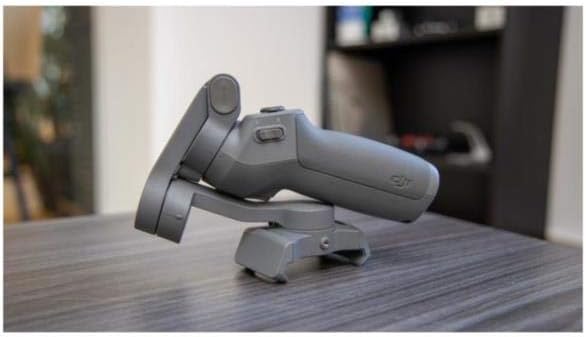 DJI Osmo Mobile 3 - 3-Axis Smartphone Gimbal Handheld Stabilizer Vlog Youtuber Live Video for iPhone Android