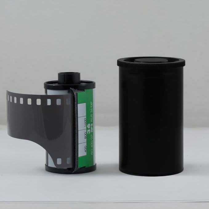 Houseables Film Canisters With Caps, Film Canisters, 35mm Case, Container With Lids, Cannisters For Rockets, Empty Camera Reel Holder, Bottles, Coin Storage, Black, Plastic, 8oz, 2"x1", 60 Pack, Bulk