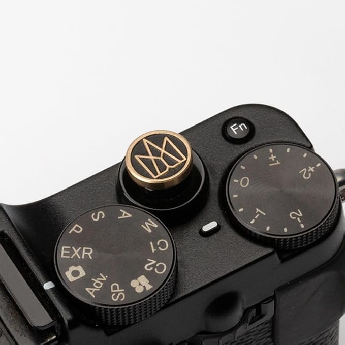 Crown Pattern Camera Metal Shutter Button for Fujifilm X100VI XT4 XT30 XE3 X-T4 X-T3 X-E4 X-T50 X-T30 for Nikon ZF Z50 Z30 (Copper Alloy-Shutter Decorative Button01)