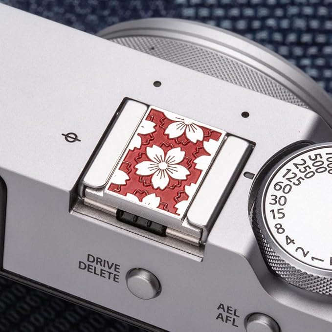 Camera Metal Hot Shoe Cover for FUJIFILM X100VI X100V XPro3 XPro2 XPro1 X-T4 X-T3 X-T50 X-T30 for NikonZF Z5 Z6 (Red-Hot Shoe Cover)