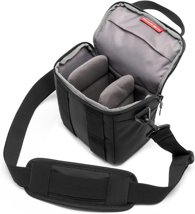Manfrotto Advanced Shoulder Bag S III, Camera Bag for Mirrorless with Lens, Camera Case with Tripod Mount and Rain Cover, Photography Accessories