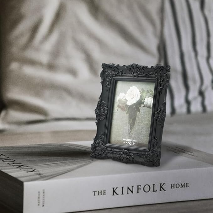 CISOO 2.5x3.5 Vintage Small Picture Frame, Antique Ornate Black Wallet Size Photo Frame for Table Top and Wall Display, Decorative Floral Design Retro Home Decor, Photo Gallery Art
