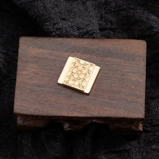 Camera hot Shoe Cover,Sakura Hot Shoe Cover Camera Shutter Button for XE4/XT5/XPRO2/XA7/X100V/X100F/XA5/XE3 (Sakura Style hot Shoe Cover)
