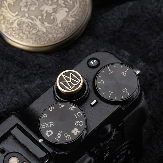 Crown Pattern Camera Metal Shutter Button for Fujifilm X100VI XT4 XT30 XE3 X-T4 X-T3 X-E4 X-T50 X-T30 for Nikon ZF Z50 Z30 (Copper Alloy-Shutter Decorative Button01)