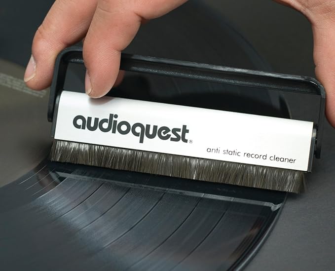 AudioQuest LP record clean brush