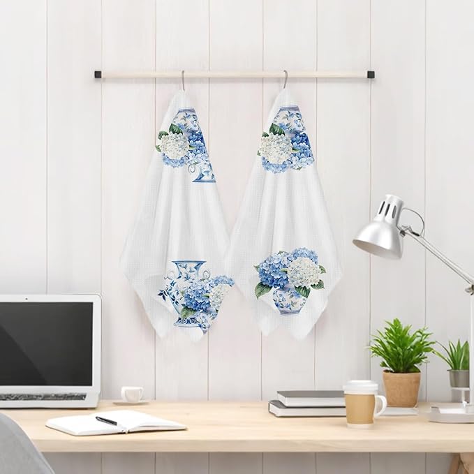 2Pcs Blue and White Porcelain Chinoiserie Kitchen Towels 24x14 Inch, Hydrangea Floral Dish Towels Tea Towels for Kitchen Bathroom Decor, Absorbent Microfiber Dish Cloth, Grand Millenial Decor