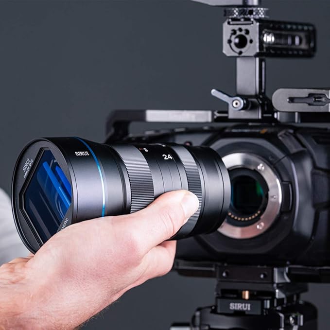SIRUI 24mm Anamorphic Lens F2.8 1.33X S35 Camera Lens for Z Mount, Blue Flare