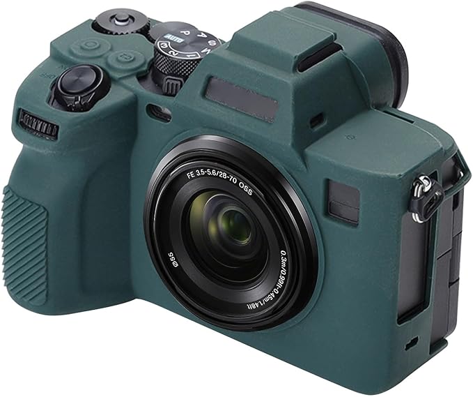 PULUZ Digital Camera Case for Sony A7 IV,Anti-Scratch Soft Silicone Protective Camera Case Camera Skin Case Cover(Green)