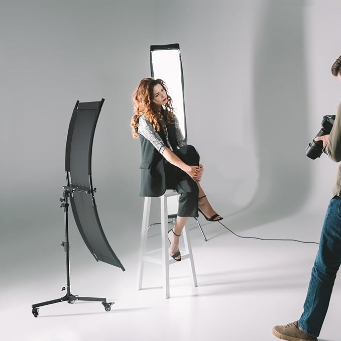WELLMAKING Clamshell Light Reflector Diffuser with Carrying Bag, 39”×20”/100x50cm Photography Curved Lighting Reflector for Photo Studio Photography & Outdoor Lighting, Black/White/Gold/Silver Colors