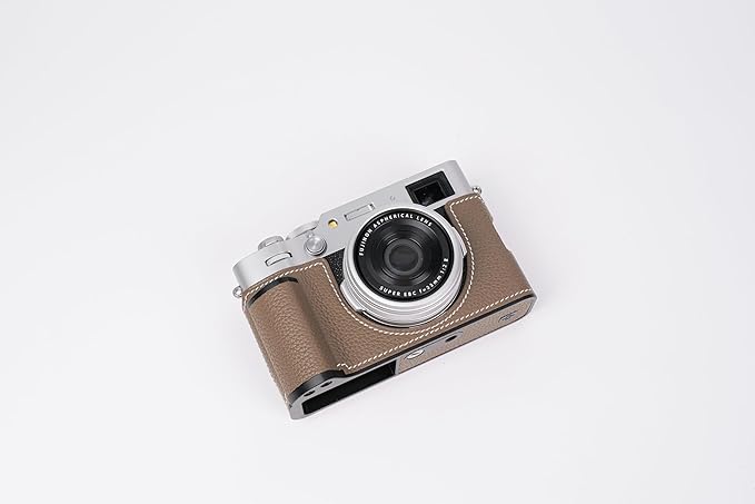 Camera Case for Fujifilm X100VI,UChandmade Genuine Leather Camera Half Case for Fujifilm X100VI - Top Layer Cowhide Body Metal Base Plate Hand Shank 3-in-1 Design (Brown)