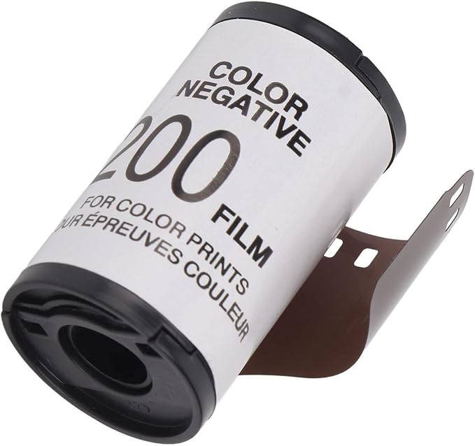 8 Sheets 35mm ISO200 Color Film, Camera Color Film 135, High Definition Wide Exposure High Contrast, Vintage Style Color Print Film for Photography, Suitable for 135 Camera