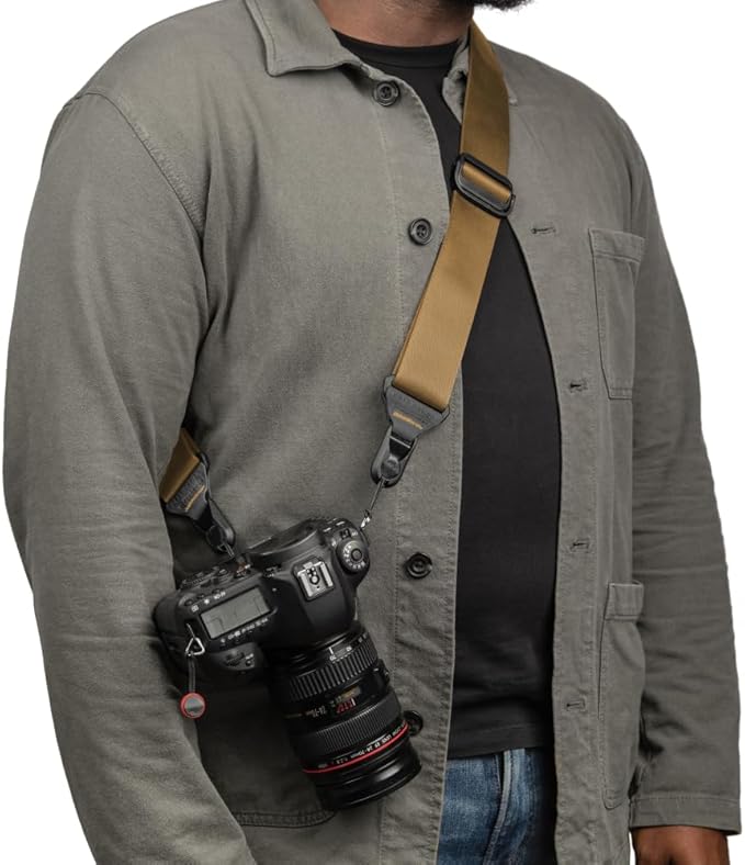 Peak Design Slide Lite Camera Strap, Coyote, Configurable as a Sling, Neck or Shoulder Strap, Quick Release and Connection, Smooth and Grippy Side, Camera Straps for Photographers, 200 lb Capacity