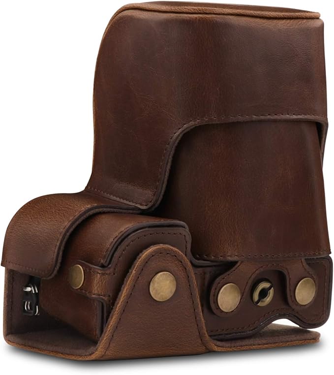 MegaGear MG1661 Ever Ready Leather Camera Case Compatible with Sony Alpha A6400 (18-135mm) - Brown