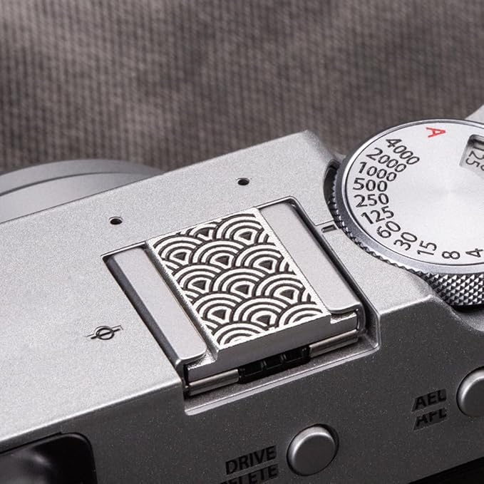 Suitable for Fuji XPRO3/xpro2/xpro1/xa7/xa5/xe3/xe4/xt30/xt4/xt5 Nikon zf/zfc Shutter Button Retro Wave hot Shoe Cover and Shutter Button (Spray hot Shoe Cover)