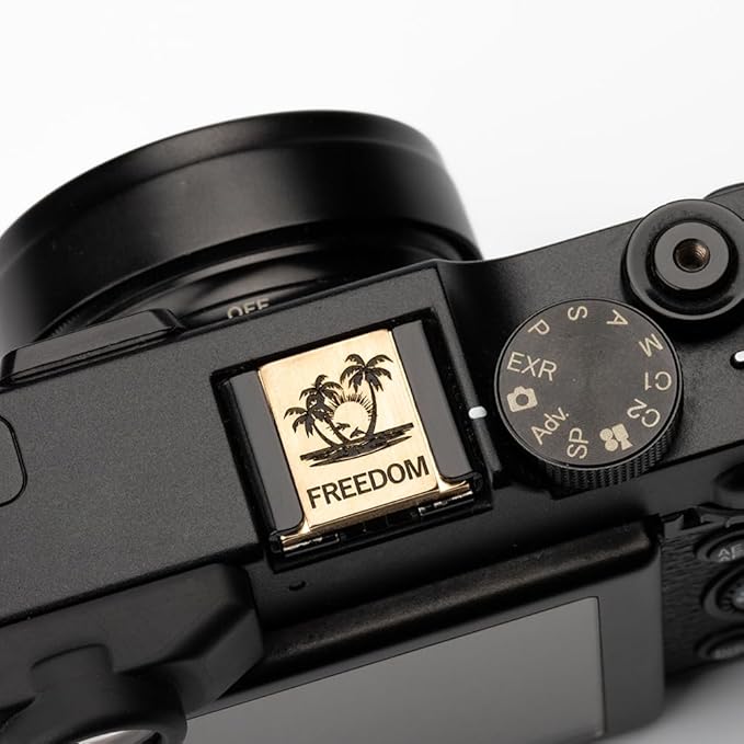 Camera Coconut Tree Pattern hot Shoe Cover for Fujiflm X100VI XT4 XT30 X-T20 X-T10 X-T3 for Nikon Z5 Z6 Z50 Z30 (Copper Alloy-Hot Shoe Cover)