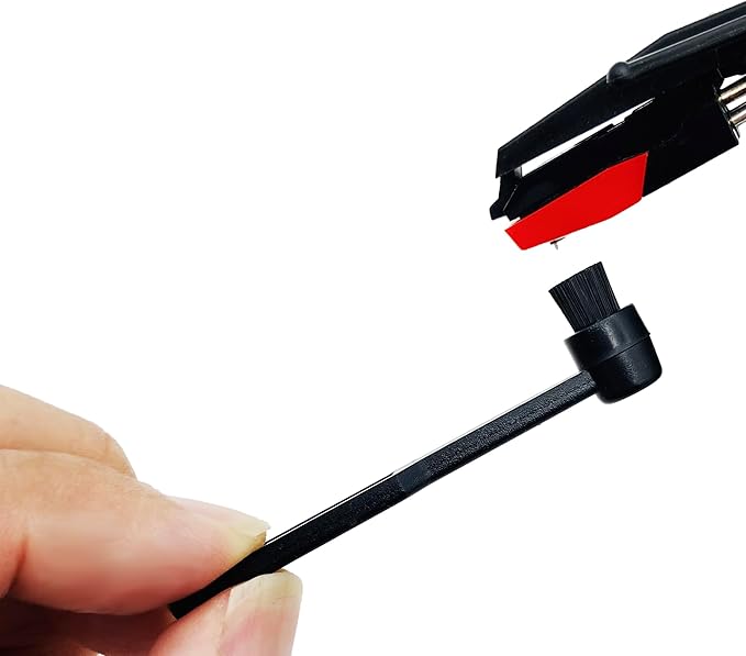 Turntable Stylus Cleaning Brush, Carbon-fiber Anti-static Vinyl Record Stylus Cleaner Brush to Remove Dirt and Dust for Record Needles