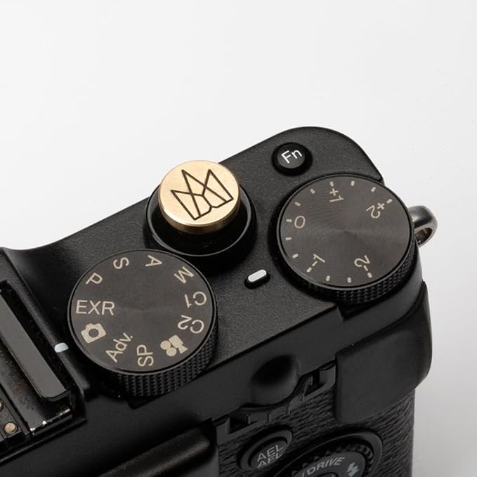 Crown Pattern Camera Metal Shutter Button for Fujiflm X100VI X100V X-M5 X-E5X-T4 for Nikon D750 D610 Z7 Z5 Z6 Z50 Z30 (Copper Alloy-Shutter Decorative Button02)