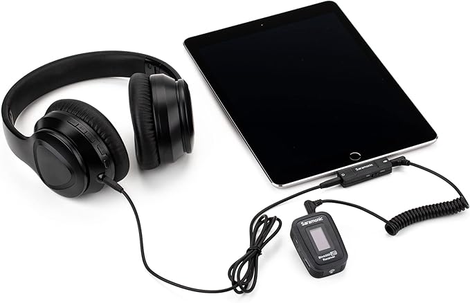 Saramonic SR-EA2D Lightning Audio Interface with 3.5mm TRS or TRRS Mic Input and 3.5mm Headphone Out for Apple iPhones and iPads with Lightning, Black