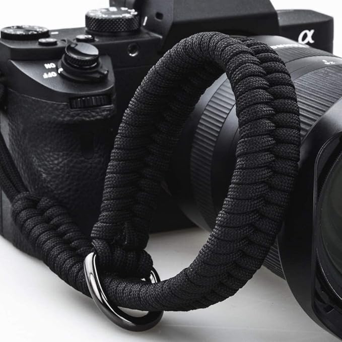 Camera Wrist Strap for DSLR Mirrorless Camera, Quick Release Camera Hand Strap with Safer Connector（Black）