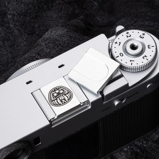 Camera hot Shoe Cover for Nikon z9 z8 z7 z50 z30 zf d3500 d810 for Fuji X100VI X100V X-M5 X-E5 X-T30 (Lucky)