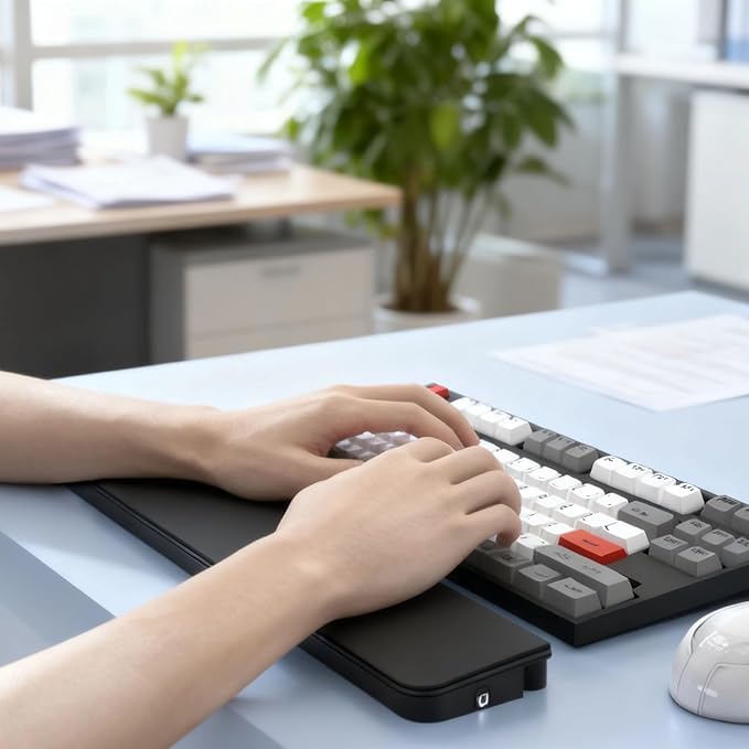 Multi-Functional Cleaner Set, 22-in-1 Keyboard, Earphone, Computer Brush