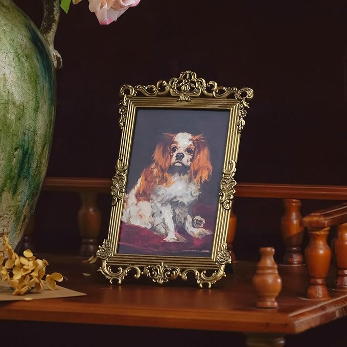 NIKKY HOME Vintage Picture Frames 4x6, Retro Gold Photo Frame, Metal Decorative Picture Frame with Stand and Glass Front for Tabletop Display Home Decor