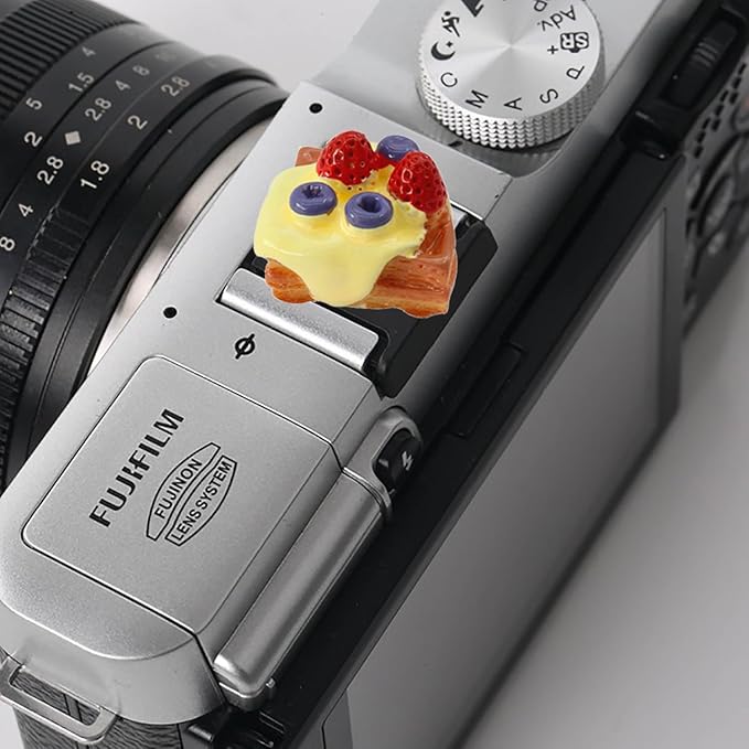 Camera Hot Shoe Cover, Cute Hot Shoe Cap, Hot Shoe Protector Compatible with Sony Fujifilm Fuji Canon Nikon Pentax Leical Panasonic (2pcs Butter Bread)