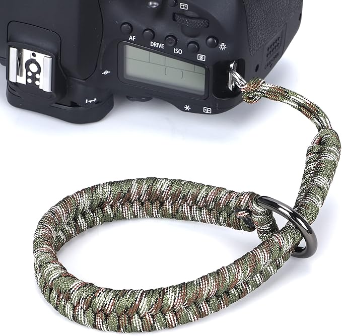 Hargedis Camera Wrist Strap, Hand-Woven Camera Hand Strap High-end and Secure Universal Adjustable, Suitable for Canon Sony Nikon Panasonic Fujifilm Olympus (Forest Camouflage)