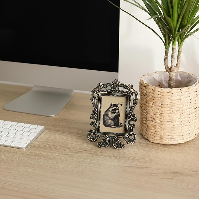Vintage Cute Raccoon Small Picture Frame, Funny Mini Ornate Photo Frame for TableTop Desk Display Decor, Rustic Retro Baroque Prints Decorations Gifts for Bedroom 1.7x2.5in Photo