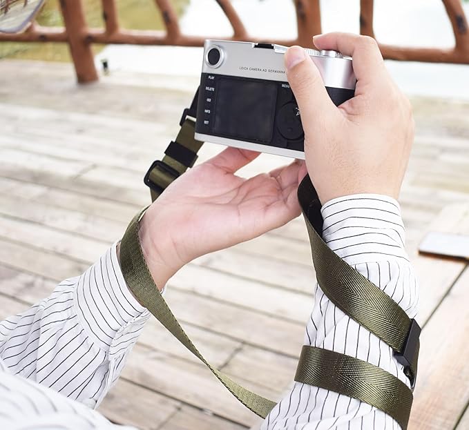 Symuitrc Camera Strap, Quick Release Adjustable Camera Neck Shoulder Sling Strap for Mirrorless and DSLR Cameras Green