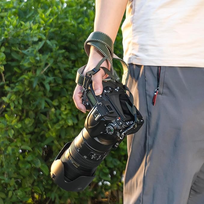 camera shoulder strap, safety tether camera neck strap, micro single PU leather shoulder strap, suitable for various cameras.