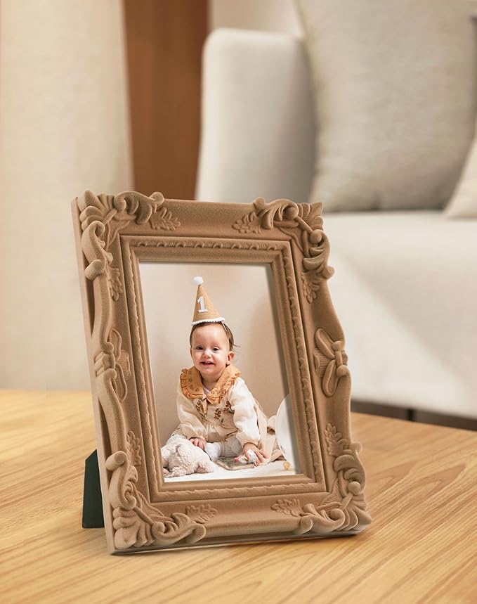 Picture Frames 4x6 for Drawings Prints, Small Decorative Photo Frame with Real Glass/Stand, Rococo Ornate Memorial Frame Gift for Wedding Baby Shower Retirement (Brown)