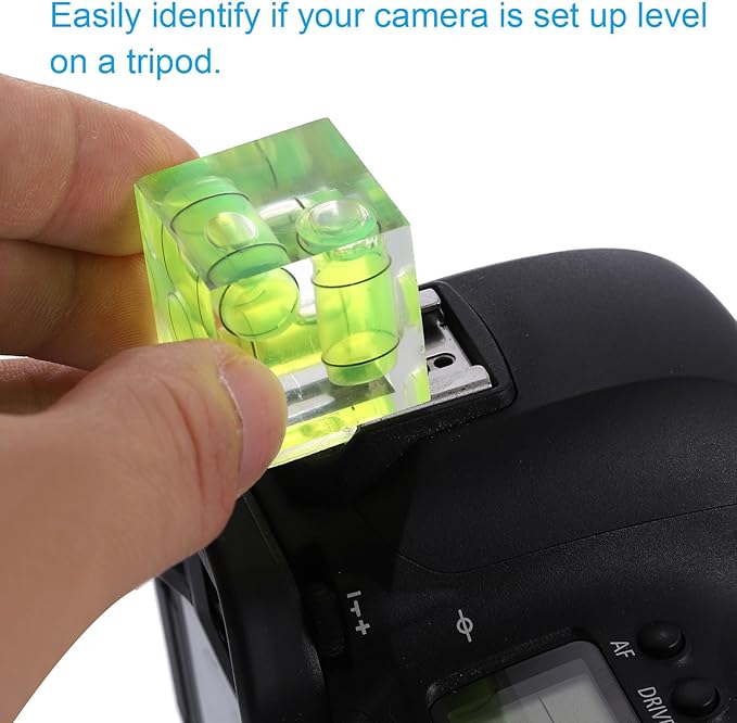 PATIKIL Camera Hot Shoe Cover Level, 2 Pcs 3 Axis Hot Shoe Bubble Spirit Level Standard Flashlight Protector Compatible for Nikon for Fujifilm for Pentax Universal DSLR/SLR Camera, Green