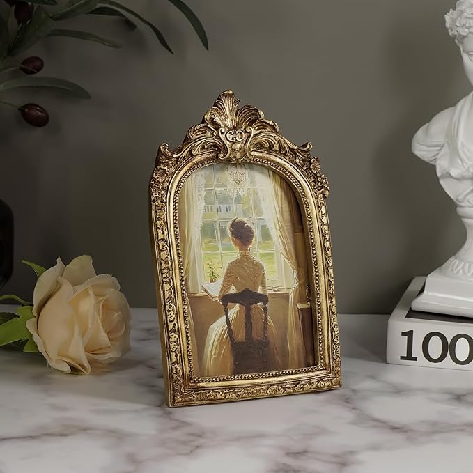 Cuspin 4x6 Picture Frame Arched Vintage Frame, Gold Ornate Resin Frames with Plexiglass Front for Wall Mounting and Tabletop Display, Antique Photo Frame Retro Home Decor