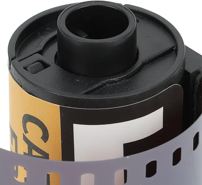 Color Print Film, ISO 320-400, 35mm ECN 2 Process Vintage High Contrast Colour Prints, Photographic Film for 135 Camera (8 Sheet) (18 Sheet)