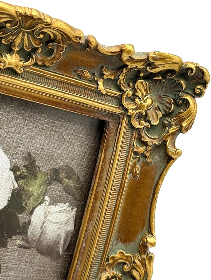 CISOO 4x6 Vintage Picture Frame, Antique Ornate Bronze Gold Photo Frame, for Table Top and Wall Display, Decorative Floral Design Retro Home Decor, Photo Gallery Art