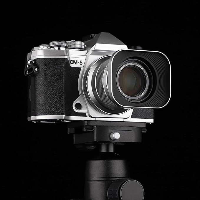 Haoge LH-OM45-W Metal Square Lens Hood for Olympus M.ZUIKO Digital 45mm F1.8 Lens Silver Bayonet Shade Hood