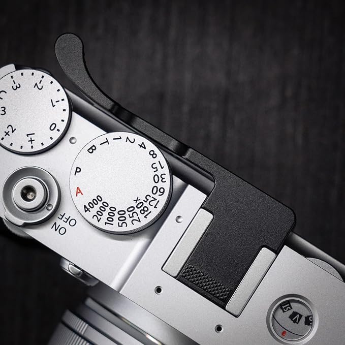Thumb Up Grip ， Compatible with Fujifilm Fuji X-E5 XE5 Camera, Hot Shoe Thumb Rest Support Grip ，Original All-Aluminum Retro Diamond Engraving Technology | Improves Shooting Stability (Black)