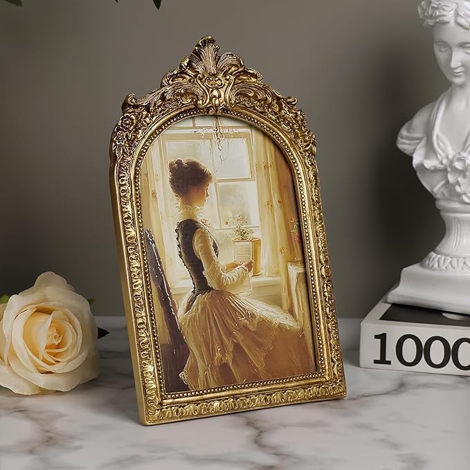 Cuspin Vintage Picture Frames 5x7 Gold Frame, Gold Ornate Resin Photo Frame with Glass Front for Tabletop and Wall Mounting, Antique Arched Picture Frame for Home Decor