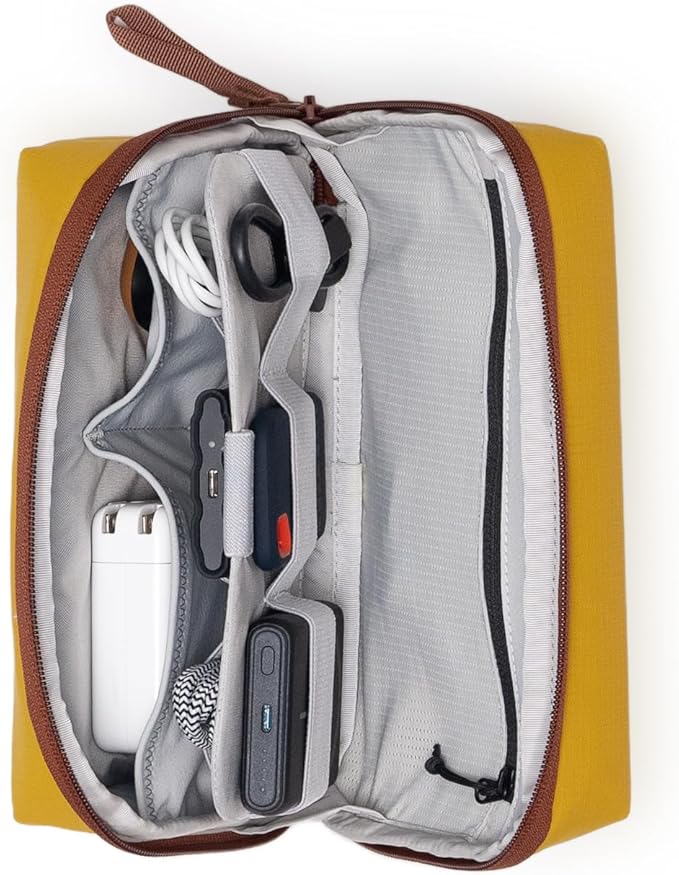 Moment Everything Tech Organizer – Durable & Water-Resistant Storage Pouch for Cables, Chargers & Accessories (Workwear, Regular)