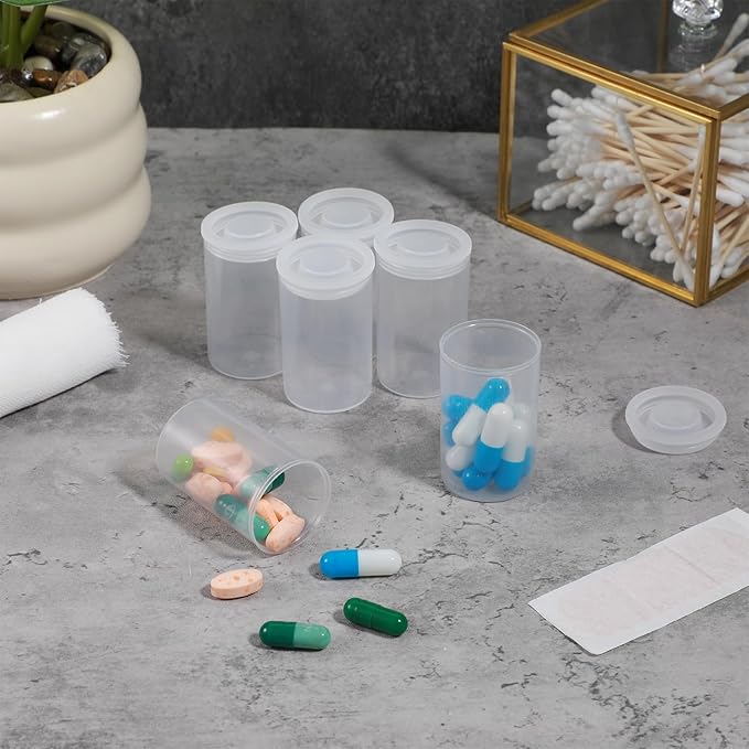 100 Pieces Film Canisters with Caps 35 mm Plastic Empty Camera Reel Storage Containers Case with Lids for Small Accessories Rockets Experiment Fish Hook Film Keys Coins Art Beads (Clear)