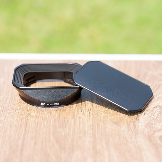 Metal Square Lens Hood with a Hood Cap for XF 14mm F2.8 R & XF18-55mm F2.8-4 R LM OIS on X-T5 XT5 X-T4 X-T3 X-T2 X-T30 II X-T20 X-T200 X-H2S X-H2 X-S10 X-E4 X-E3 X-PRO3