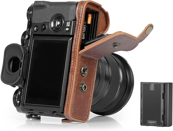 MegaGear Ever Ready Genuine Leather Camera Case Compatible with Fujifilm X-T5 (16-80mm)(Brown)