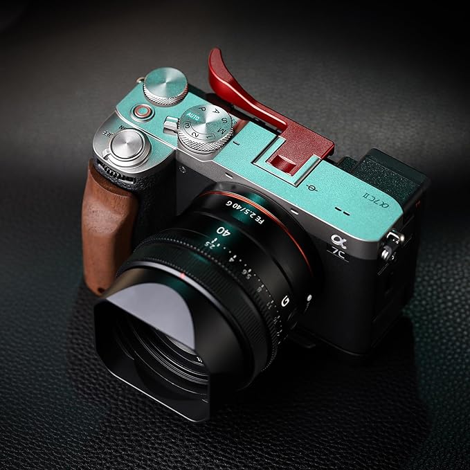 Haoge Thumb Hand Grip for Sony α7Cii A7CR Camera Accessories Red Metal Hot Shoe Thumb Up Rest Hand Grip THB-S7CR-R