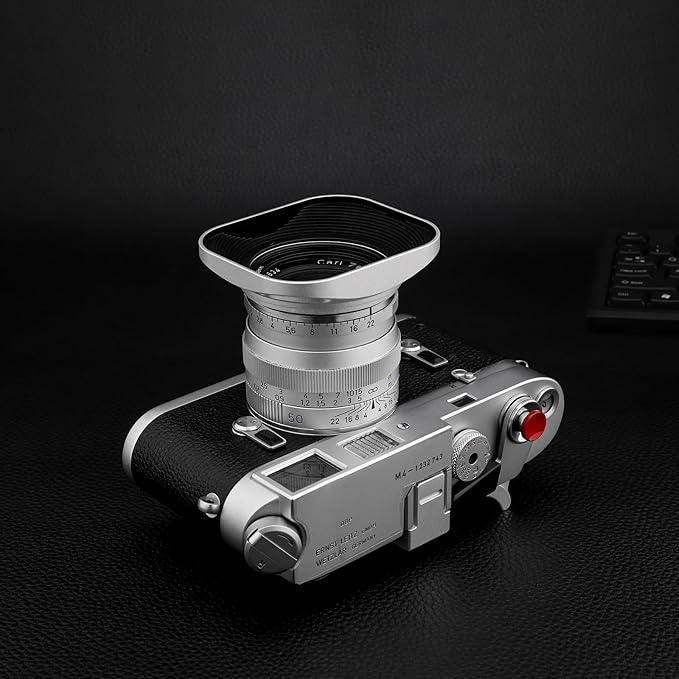 Haoge LH-ZV07 Square Metal Lens Hood for Carl Zeiss Biogon T* 2/35 35mm f2 ZM, C Biogon 2.8/35 35mm f2.8 ZM, Planar T 2/50 50mm f2 ZM; Voigtlander NOKTON Classic 35mm f1.4 VM, 40mm f1.4 VM as LH-6