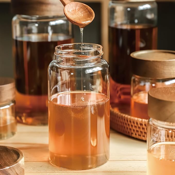 MOLADRI 17 oz/500 ml Clear Glass Storage Canister with Airtight Wooden Screw Lid, Small Cute Decorative Glass Container Jar for Coffee,Spice,Candy,Salt,Cookie,Condiment,Pepper,Sugar,Overnight Oatmeal