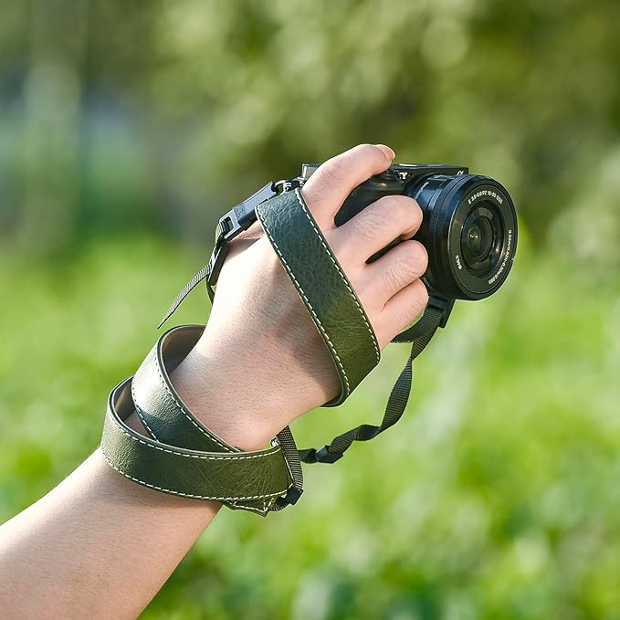 camera shoulder strap, safety tether camera neck strap, micro single PU leather shoulder strap, suitable for various cameras.