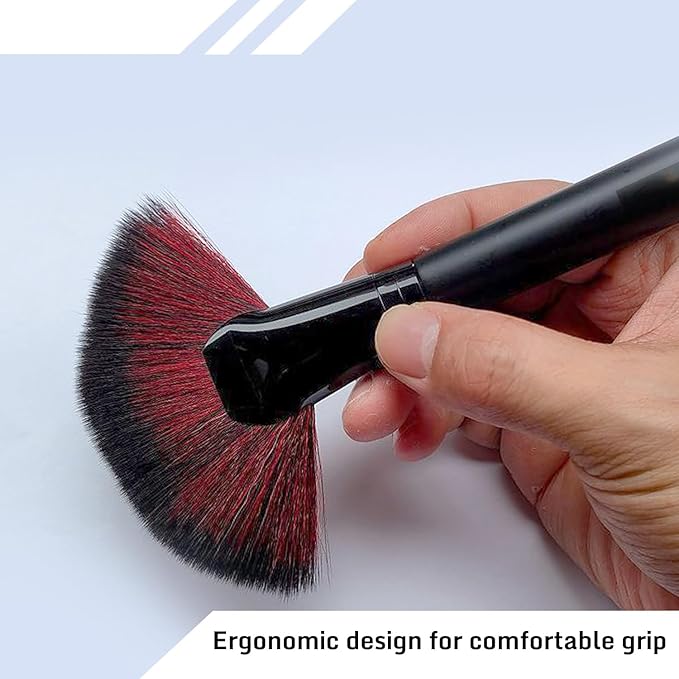 6.88 Inch / 17.5 cm Anti Static Cleaning Brush - Flat Edge Soft Polyester Bristles for Delicate Models, Figurines & Electronics