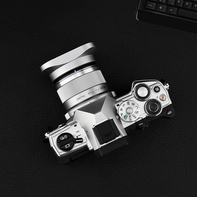 Haoge LH-OM45-W Metal Square Lens Hood for Olympus M.ZUIKO Digital 45mm F1.8 Lens Silver Bayonet Shade Hood